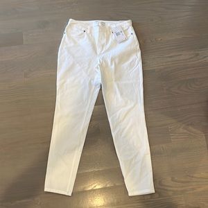 Nike Women’s golf pants (Size 4)